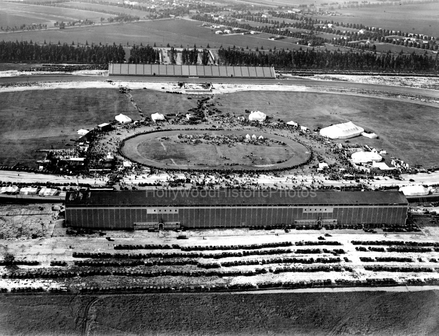 Beverly Hills Speedway 1922 3 Actors Festival.jpg